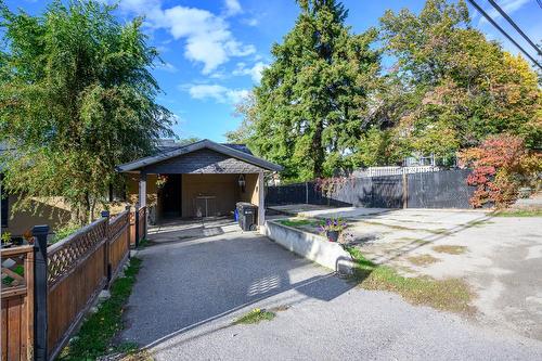 4006 Pleasant Valley Road, Vernon, BC - Outdoor