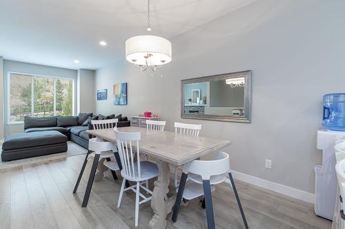 76-2490 Tuscany Drive, West Kelowna, BC - Indoor Photo Showing Dining Room