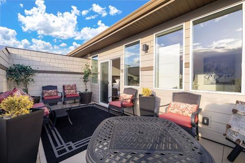 1474 Summer Crescent, Kelowna, BC - Outdoor With Deck Patio Veranda With Exterior