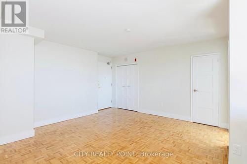 404 - 490 Eglinton Street E, Toronto, ON - Indoor Photo Showing Other Room