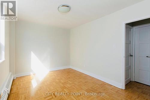 404 - 490 Eglinton Street E, Toronto, ON - Indoor Photo Showing Other Room