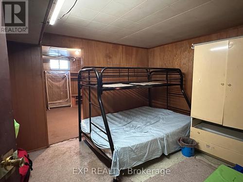 33 John Street, Chatham-Kent, ON - Indoor Photo Showing Bedroom