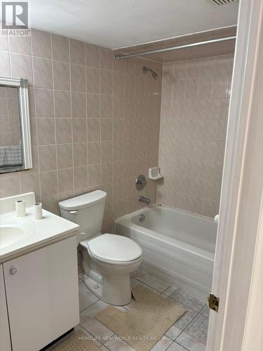 2 Bute Court, Vaughan, ON - Indoor Photo Showing Bathroom