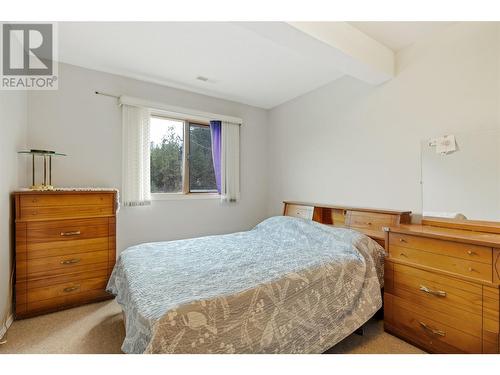 775 Cassiar Court, Kelowna, BC - Indoor Photo Showing Bedroom