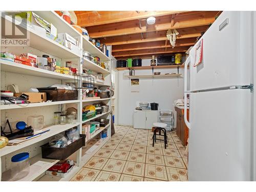 775 Cassiar Court, Kelowna, BC - Indoor With Storage