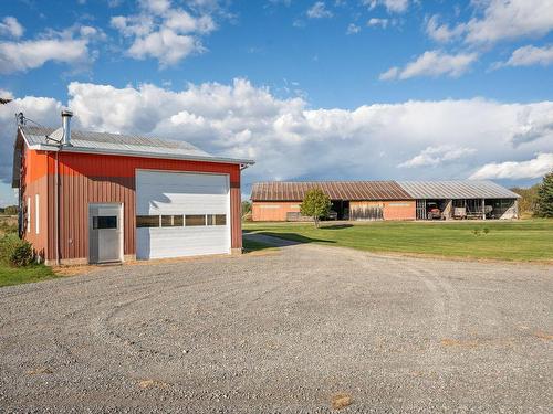 Garage - 398 Ch. De La Chute-Blanche, Sainte-Jeanne-D'Arc, QC 