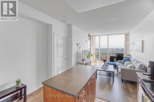 2108 - 223 Webb Drive, Mississauga, ON - Indoor Photo Showing Living Room