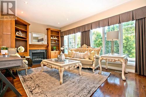 37 Heatherwood Crescent, Markham, ON - Indoor Photo Showing Living Room With Fireplace