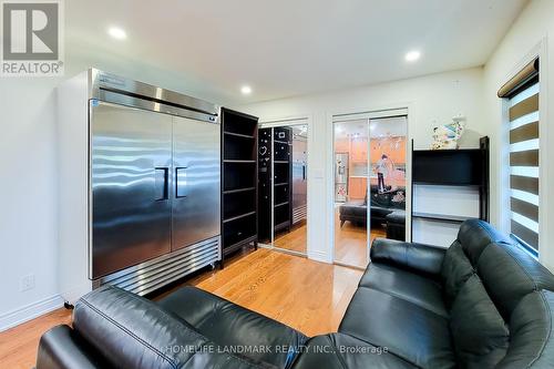 75 Maclennan Avenue, Hamilton, ON - Indoor Photo Showing Living Room