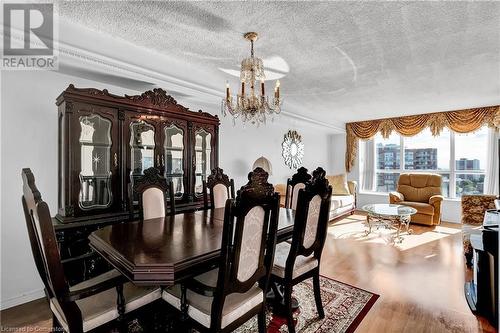 430 Mclevin Avenue Unit# 1708, Scarborough, ON - Indoor Photo Showing Dining Room