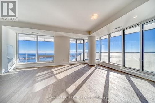 5302 - 28 Freeland Street, Toronto, ON - Indoor Photo Showing Other Room