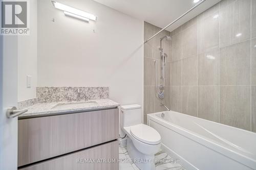 5302 - 28 Freeland Street, Toronto, ON - Indoor Photo Showing Bathroom