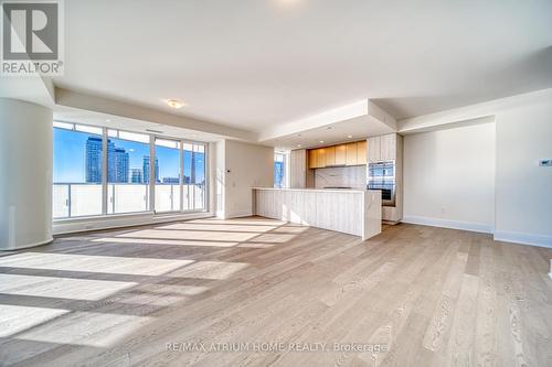 5302 - 28 Freeland Street, Toronto, ON - Indoor Photo Showing Kitchen