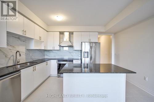 3383 Sixth Line, Oakville, ON - Indoor Photo Showing Kitchen With Double Sink With Upgraded Kitchen