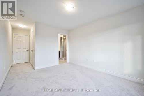 3383 Sixth Line, Oakville, ON - Indoor Photo Showing Other Room