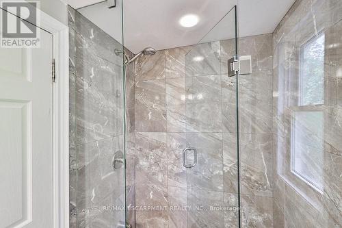 29 Wesley Avenue, Mississauga, ON - Indoor Photo Showing Bathroom