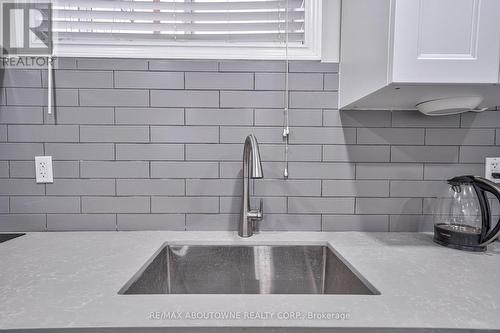 Lower - 195 Greti Drive, Hamilton, ON - Indoor Photo Showing Kitchen