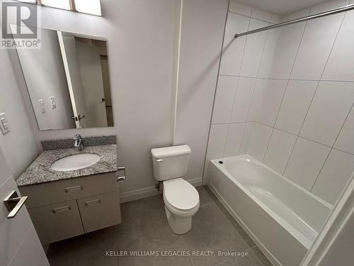 241 - 652 Princess Street E, Kingston, ON - Indoor Photo Showing Bathroom