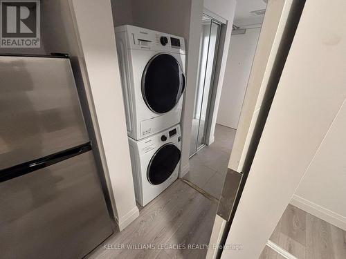 241 - 652 Princess Street E, Kingston, ON - Indoor Photo Showing Laundry Room