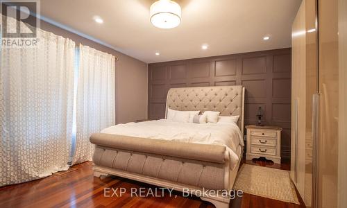 1004 Caldwell Avenue, Mississauga, ON - Indoor Photo Showing Bedroom