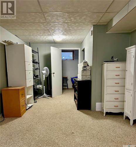 1323 Spadina Street, Moose Jaw, SK - Indoor