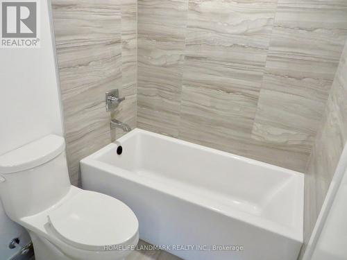 1510 - 188 Cumberland Street, Toronto, ON - Indoor Photo Showing Bathroom