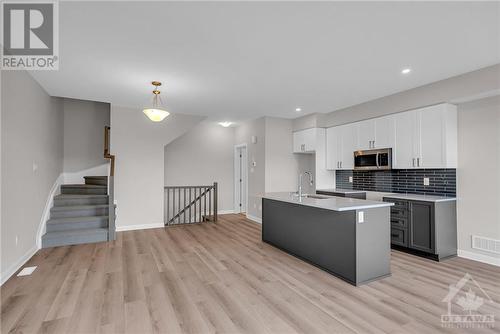 313 Gisborne Place, Ottawa, ON - Indoor Photo Showing Kitchen