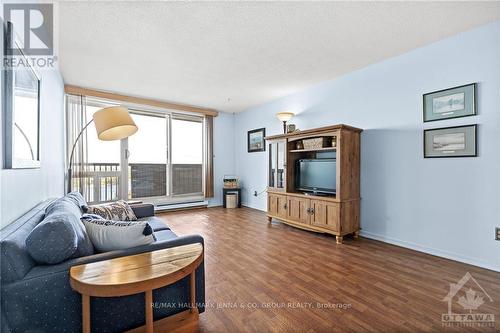 2609 - 1380 Prince Of Wales Drive, Ottawa, ON - Indoor Photo Showing Living Room