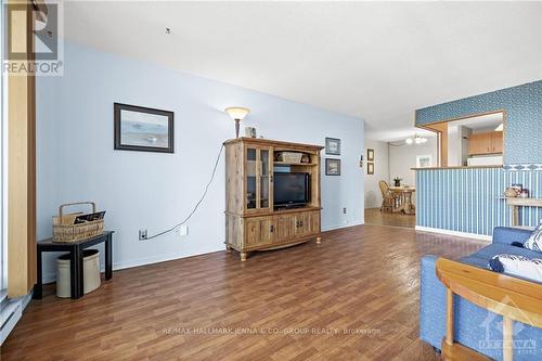 2609 - 1380 Prince Of Wales Drive, Ottawa, ON - Indoor Photo Showing Living Room