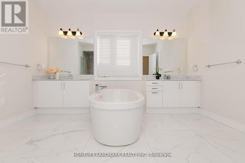 25 Mower Avenue, Vaughan, ON - Indoor Photo Showing Bathroom