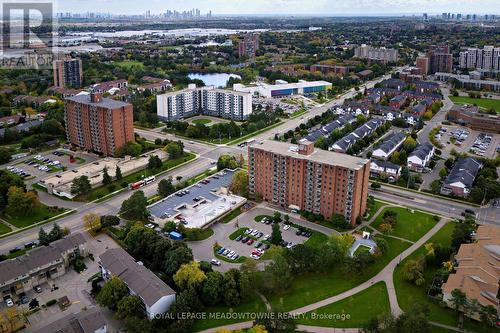 1013 - 6720 Glen Erin Drive, Mississauga, ON - Outdoor With View