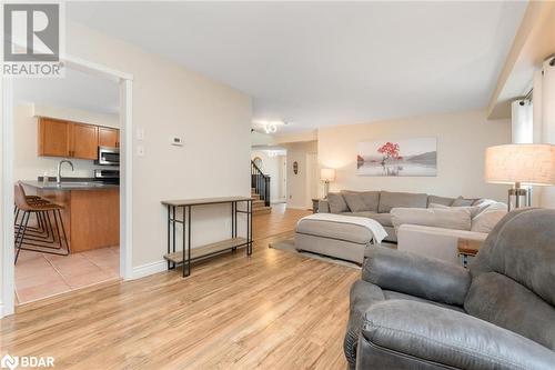 143 Porchlight Road, Brampton, ON - Indoor Photo Showing Living Room