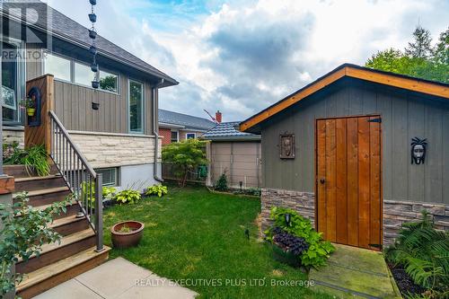 8 Cote Drive, Guelph, ON - Outdoor