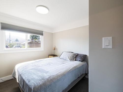 409 Linden Ave, Kamloops, BC - Indoor Photo Showing Bedroom