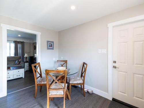 409 Linden Ave, Kamloops, BC - Indoor Photo Showing Dining Room