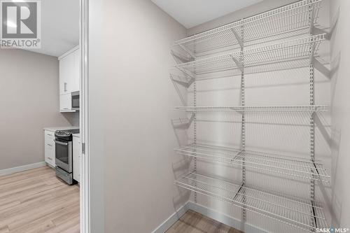 21 103 Willis Crescent, Saskatoon, SK - Indoor With Storage