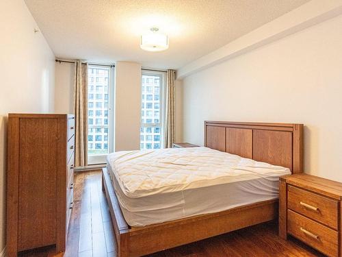 Chambre Ã  coucher principale - 712-4975 Rue Jean-Talon O., Montréal (Côte-Des-Neiges/Notre-Dame-De-Grâce), QC - Indoor Photo Showing Bedroom