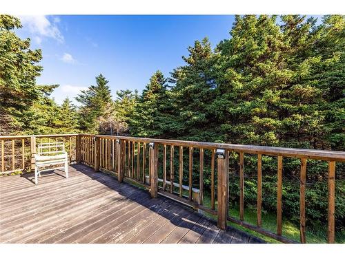 400 Main Road, Pouch Cove, NL 