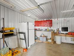 Garage - 