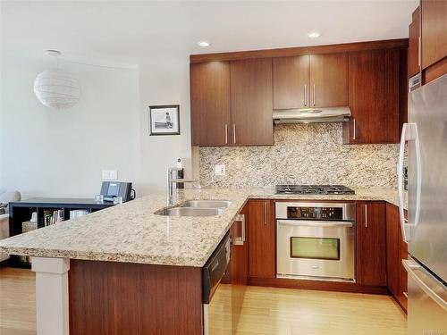 808-379 Tyee Rd, Victoria, BC - Indoor Photo Showing Kitchen With Double Sink With Upgraded Kitchen