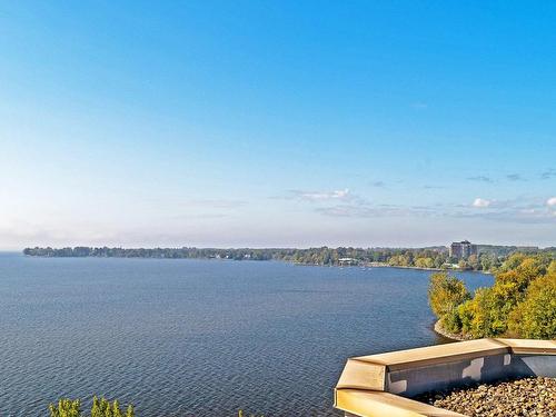 Vue sur l'eau - 204-18 Ch. Du Bord-Du-Lac-Lakeshore, Pointe-Claire, QC - Outdoor With Body Of Water With View