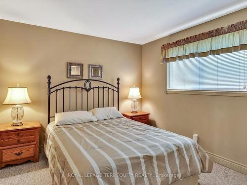 980 County Rd 38, Trent Hills, ON - Indoor Photo Showing Bedroom