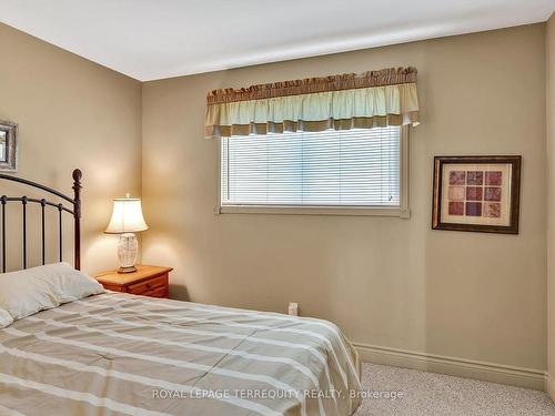 980 County Rd 38, Trent Hills, ON - Indoor Photo Showing Bedroom