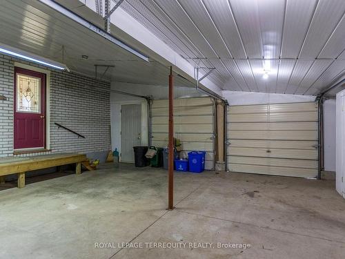 980 County Rd 38, Trent Hills, ON - Indoor Photo Showing Garage