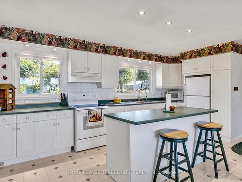 980 County Rd 38, Trent Hills, ON - Indoor Photo Showing Kitchen