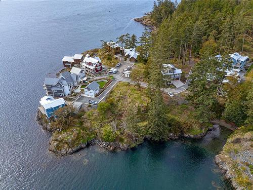 800 Sunset Pt, Sooke, BC 