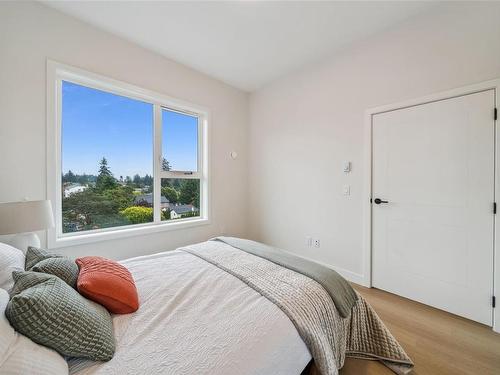 403-2770 Winster Rd, Langford, BC - Indoor Photo Showing Bedroom