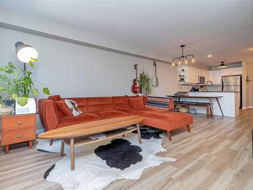 106-364 Goldstream Ave, Colwood, BC - Indoor Photo Showing Living Room