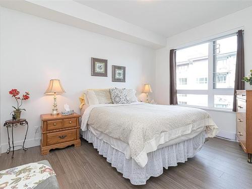 402-960 Reunion Ave, Langford, BC - Indoor Photo Showing Bedroom