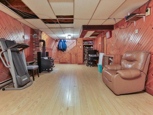 Family room - 665 Rue Principale, Saint-Paul-De-L'Île-Aux-Noix, QC - Indoor Photo Showing Basement